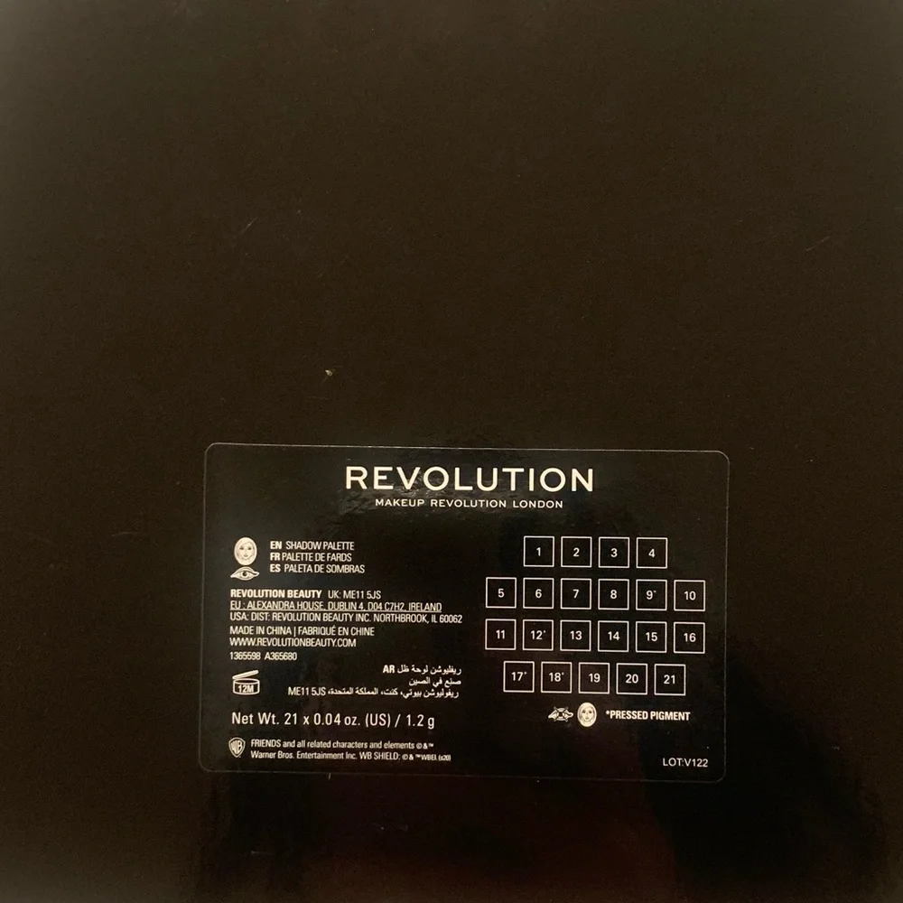 Makeup Revolution X Friends Take a Drive Shadow Palette